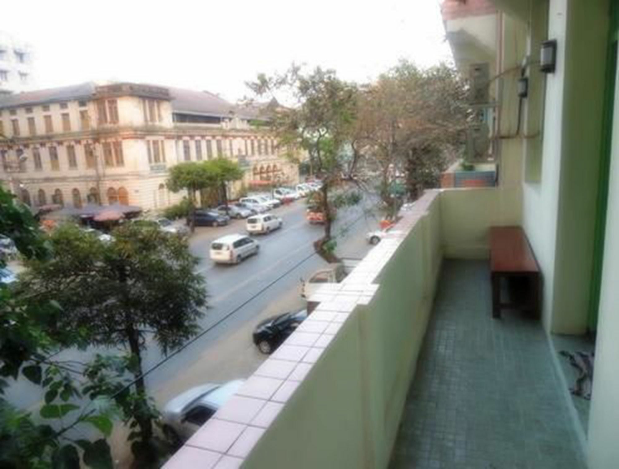 Lotus Bed & Breakfast Yangon Exteriör bild